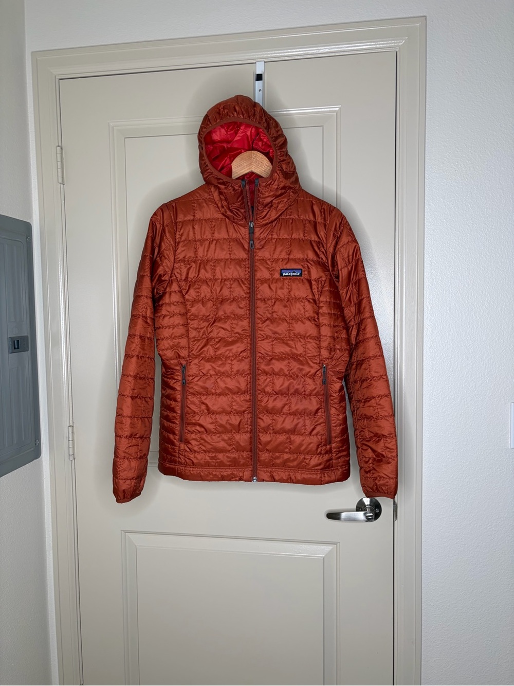 Patagonia Nano Puff Hoody Orange Women’s Size Medium STY 84227